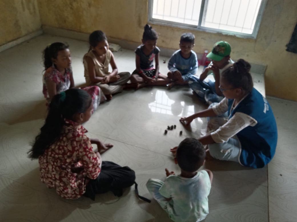 Gyandhara: Coaching village children to unlock university doors. Program location Songadh, Tapi, Gujarat. Photo — Manavta Jagrut Trust. — photo 4